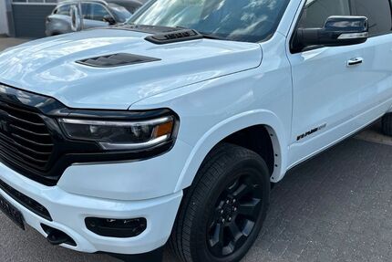 Dodge RAM 52.213 km 53.100 &euro; Herford 32051