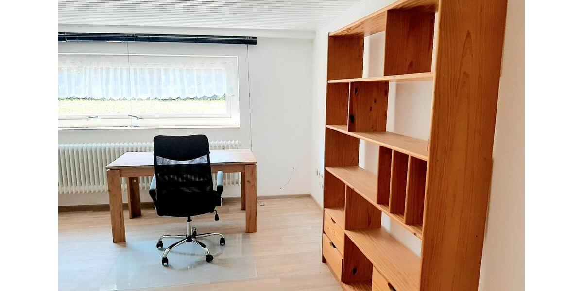 Etagenwohnung Rinteln - 3 Zimmer, 90 m&sup2;, 220&euro; | Angebot:24755630