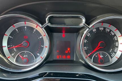 Opel Adam 71.318 km 7.000 &euro; Minden 32429