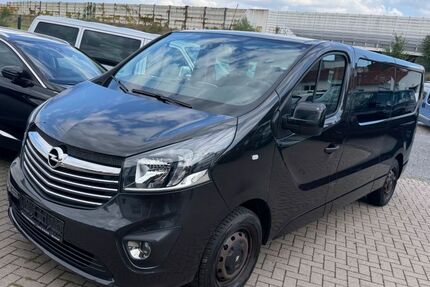 Opel Vivaro 109.000 km 16.000 &euro; Löhne Mennighüffen 32584