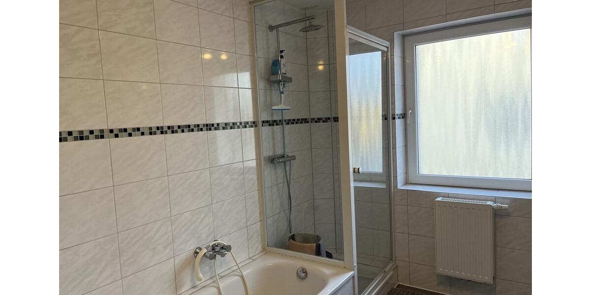 Etagenwohnung Bad Oeynhausen - 3 Zimmer, 96 m&sup2;, 850&euro; | Angebot:24536446