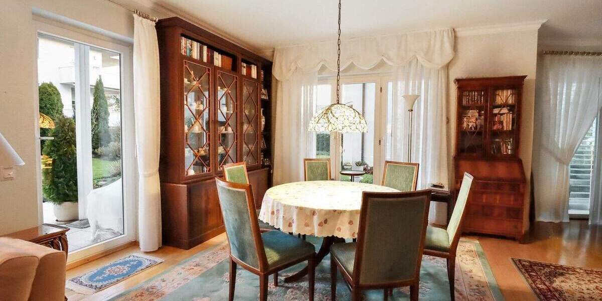 Etagenwohnung Bad Salzuflen Innenstadt - 3 Zimmer, 106 m&sup2;, 380.000&euro; | Angebot:25701061