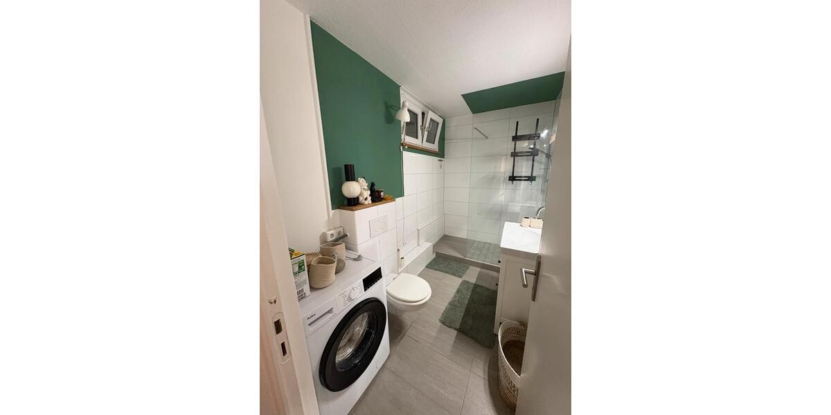 Etagenwohnung Lemgo - 2 Zimmer, 67 m&sup2;, 1.100&euro; | Angebot:25719983