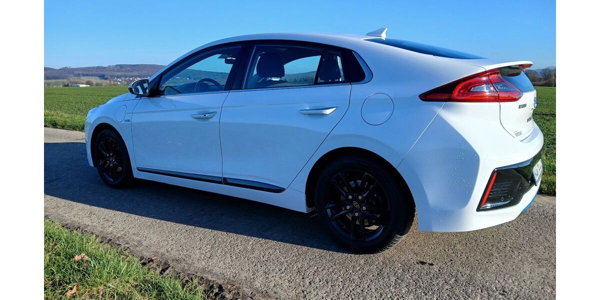 Hyundai IONIQ 114.700 km 11.990 &euro; Bad Salzuflen 32107