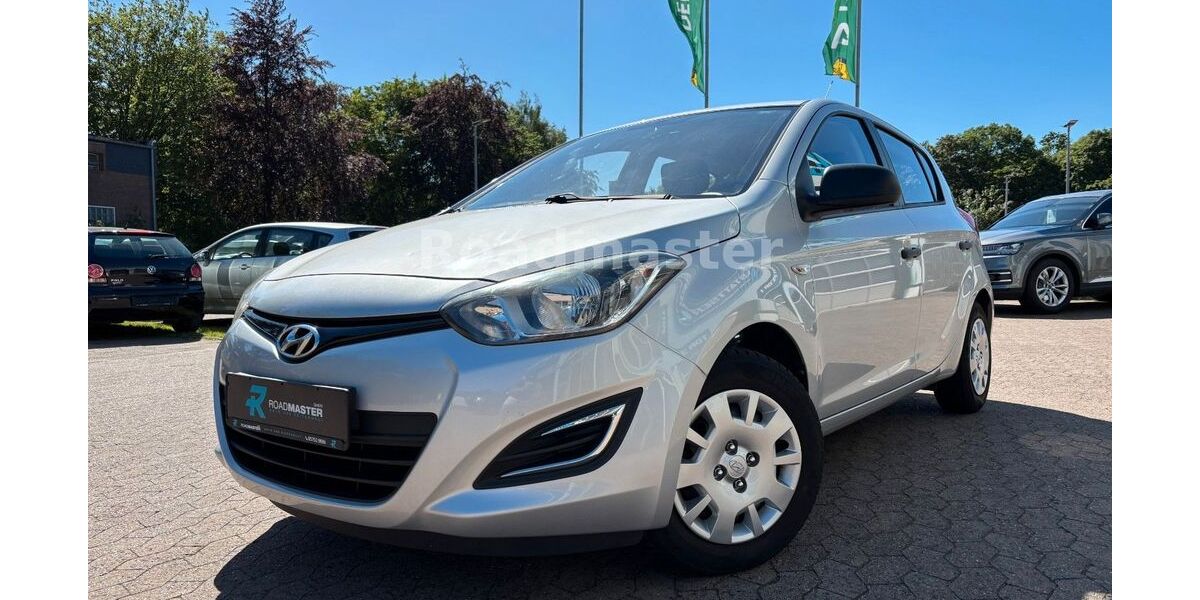 Hyundai i20 81.922 km 5.590 &euro; Petershagen 32469