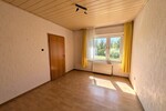Großes Grundstück in Hüllhorst: Einfamilienhaus mit Potenzial zur Neugestaltung - Einfamilienhaus Hüllhorst | Angebot:26549649