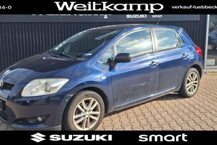 Toyota Auris 136.000 km 2.790 &euro; Lübbecke 32312