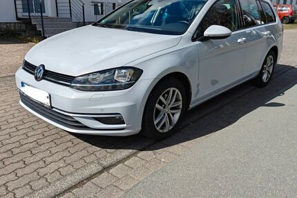 VW Golf 131.000 km 13.499 &euro; Lemgo 32657