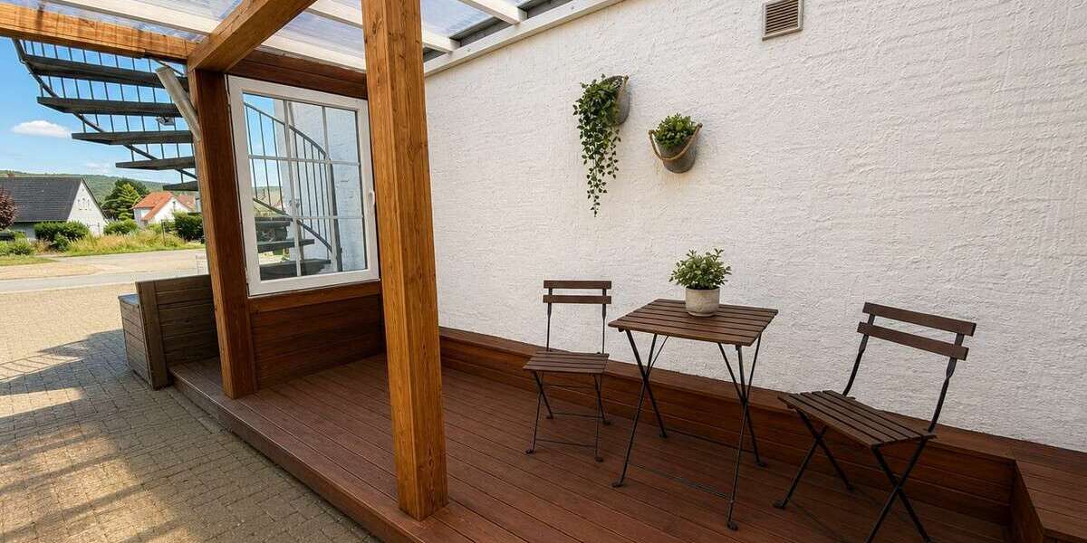 Großzügiges Zweifamilienhaus mit Einliegerwohnung und neuer Heizung - Mehrfamilienhaus, Wohnhaus Hüllhorst | Angebot:27254380
