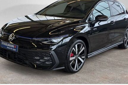 VW Golf 8.599 km 40.990 &euro; Lemgo 32657