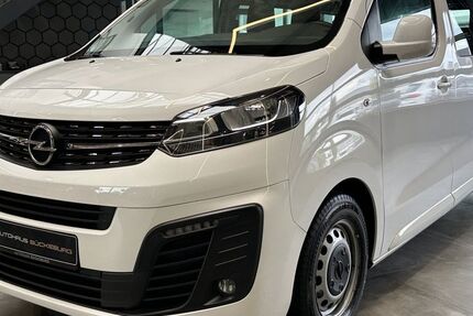 Opel Vivaro 28.500 km 22.900 &euro; Bückeburg 31675