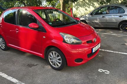 Toyota Aygo (X) 164.000 km 2.700 &euro; Lemgo 32657