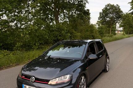 VW Golf 137.000 km 13.700 &euro; Bünde 32257