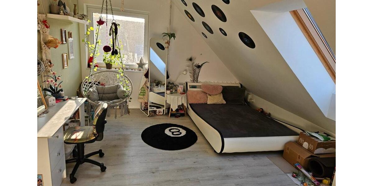 Einfamilienhaus Uchte - 11 Zimmer, 240 m&sup2;, 350.000&euro; | Angebot:26487375