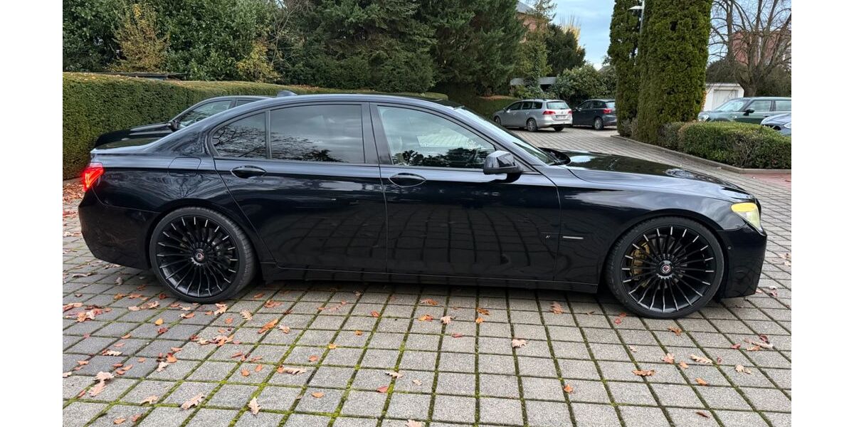BMW 740 220.000 km 13.500 &euro; Löhne 32584
