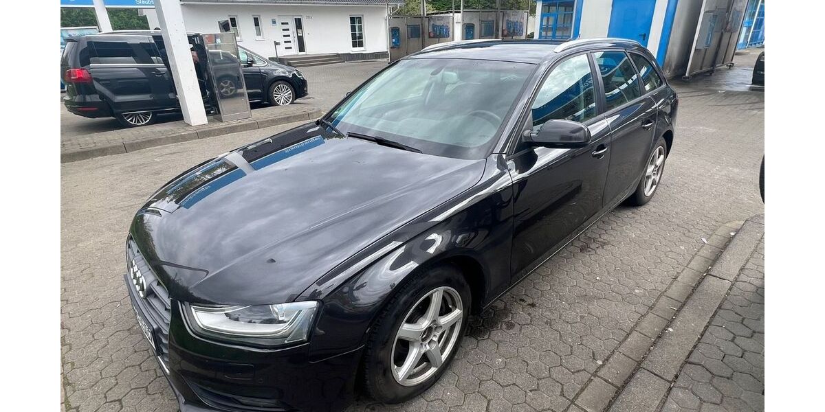 Audi A4 234.000 km 7.200 &euro; Minden 32425