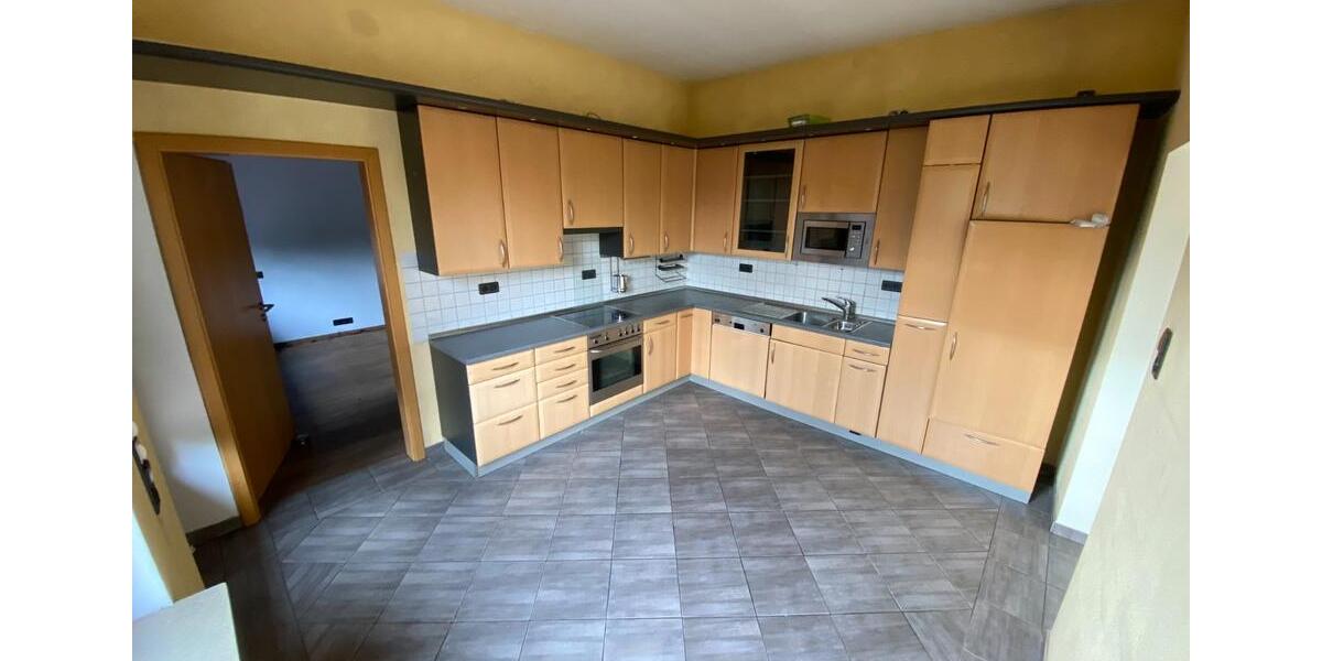 Erdgeschoßwohnung Löhne - 4 Zimmer, 145 m&sup2;, 990&euro; | Angebot:25637354