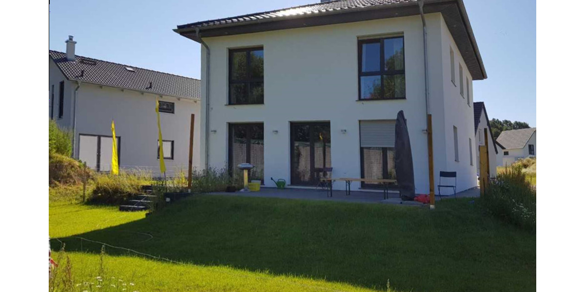 Einfamilienhaus Hüllhorst - 4 Zimmer, 150 m&sup2;, 390.000&euro; | Angebot:25685487