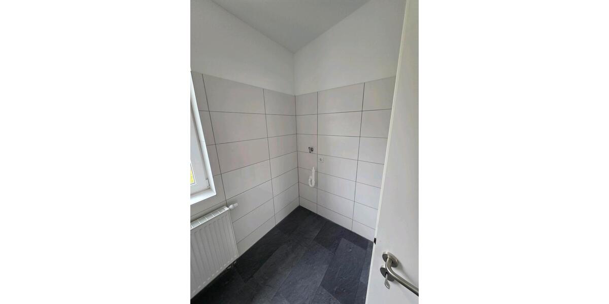 Dachgeschoßwohnung Bückeburg - 4 Zimmer, 76 m&sup2;, 975&euro; | Angebot:25909240