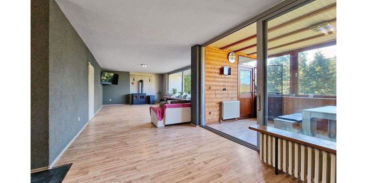 Einfamilienhaus Extertal Schönhagen - 5 Zimmer, 160 m&sup2;, 155.000&euro; | Angebot:25685472