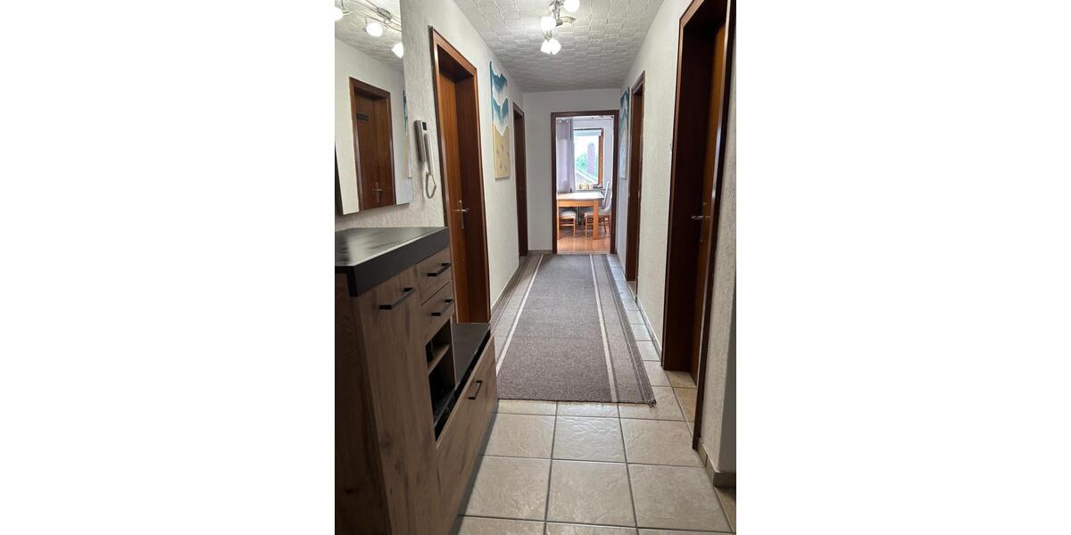 Dachgeschoßwohnung Löhne - 3 Zimmer, 75 m&sup2;, 600&euro; | Angebot:26690697