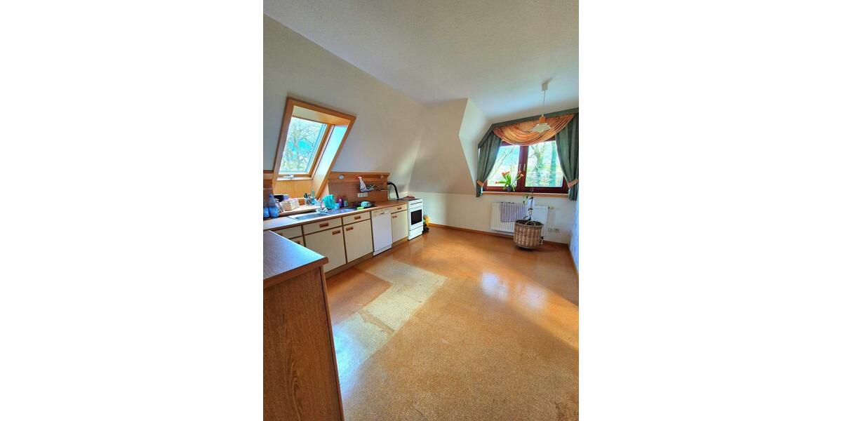 Dachgeschoßwohnung Uchte - 3 Zimmer, 95 m&sup2;, 700&euro; | Angebot:26249632