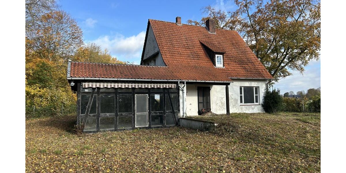 Bestandsimmobilie mit großem Gestaltungsspielraum, bereit für Ihre Vision - Einfamilienhaus Petershagen | Angebot:25925491