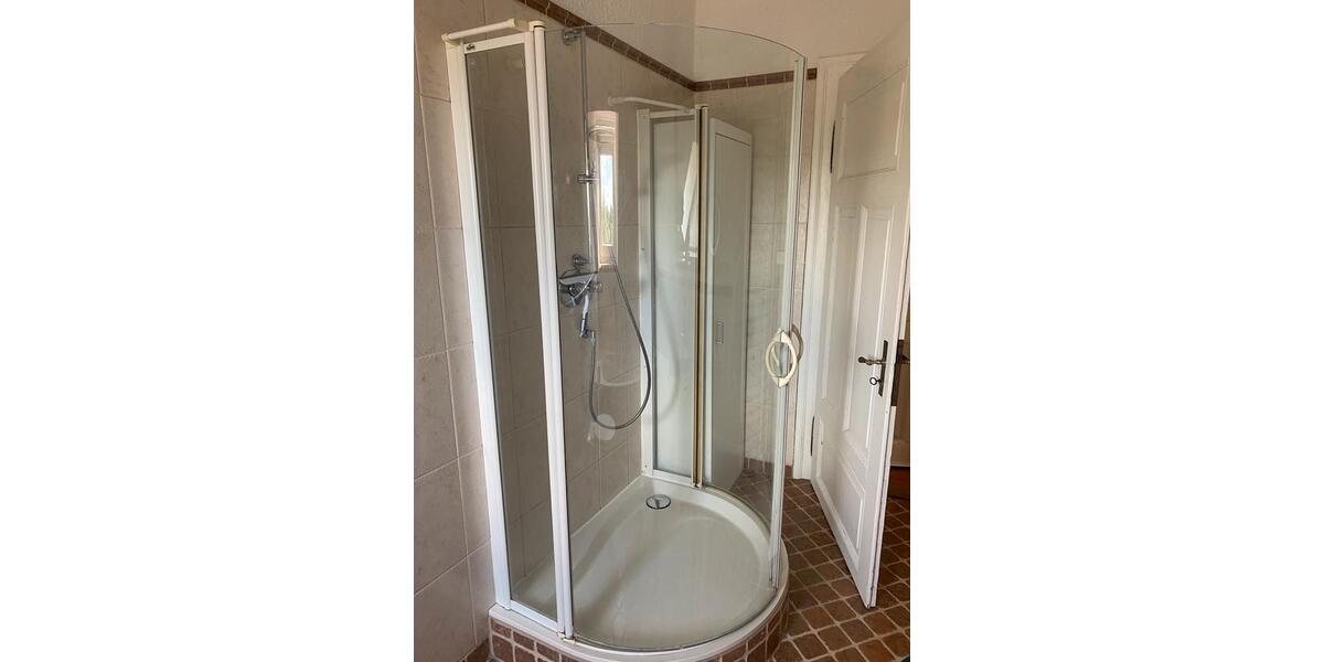Dachgeschoßwohnung Bückeburg - 4 Zimmer, 104 m&sup2;, 206.000&euro; | Angebot:27197564