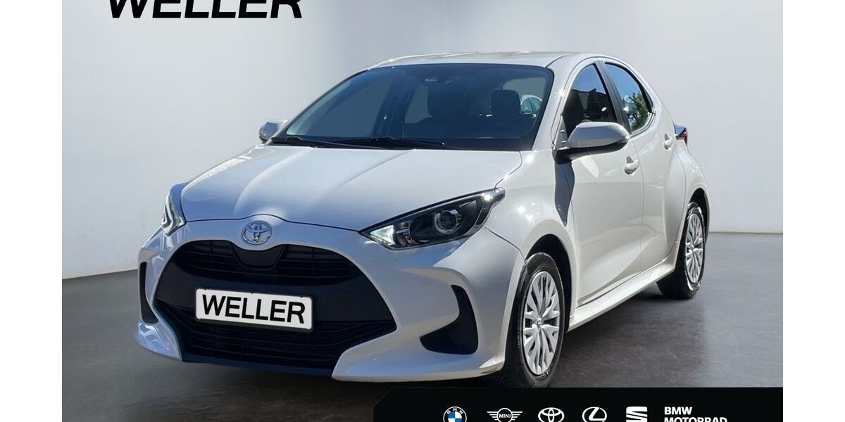 Toyota Yaris 15.715 km 14.895 &euro; Herford 32049