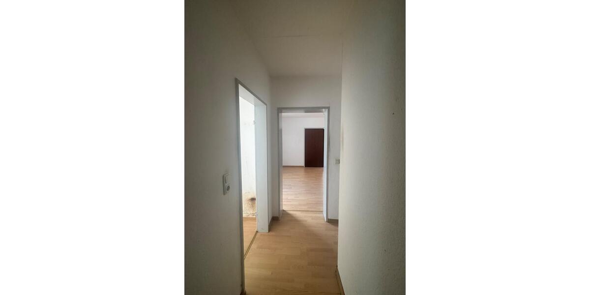 Dachgeschoßwohnung Herford - 2.5 Zimmer, 60 m&sup2;, 500&euro; | Angebot:25256391
