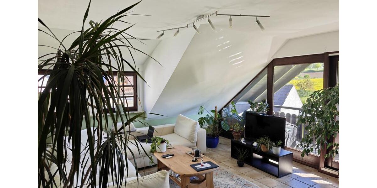 Dachgeschoßwohnung Hille - 3 Zimmer, 85 m&sup2;, 740&euro; | Angebot:26271507