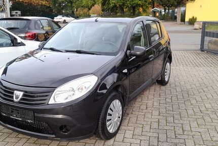 Dacia Sandero 64.111 km 6.350 &euro; Hiddenhausen 32120