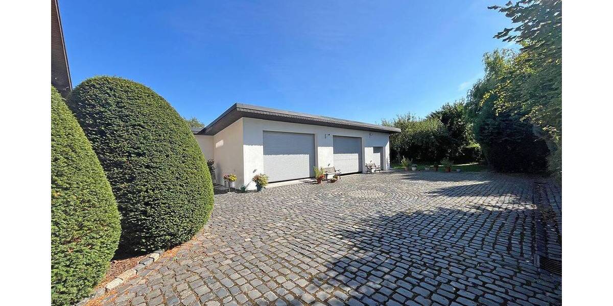 Mehrfamilienhaus, Wohnhaus Enger Besenkamp - 7 Zimmer, 250 m&sup2;, 650.000&euro; | Angebot:25697453