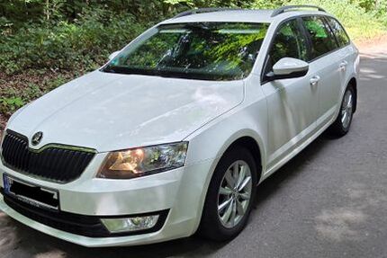 Skoda Octavia 148.000 km 12.499 &euro; Enger 32130
