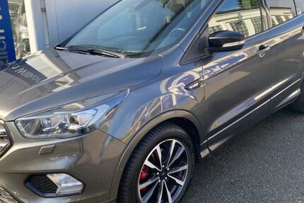 Ford Kuga 131.630 km 16.985 &euro; Petershagen 32469