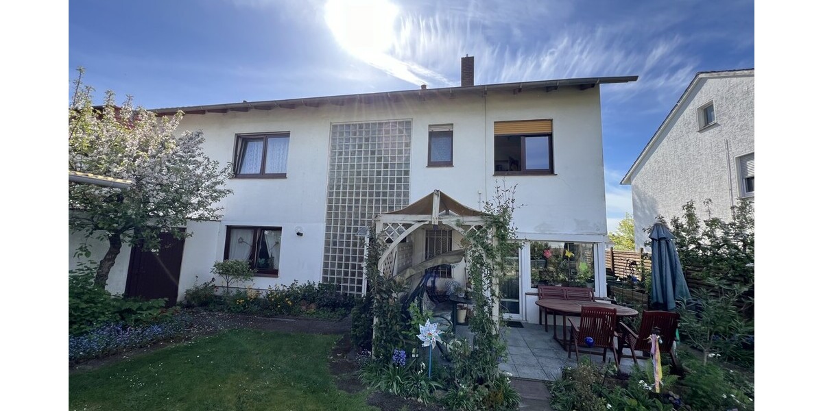 Großzügiges Zweifamilienhaus (3 Einheiten) Gestringen– perfekt für Großfamilien oder Kapitalanleger - Zweifamilienhaus Espelkamp | Angebot:20620211