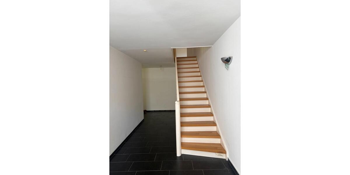 Einfamilienhaus Enger - 9 Zimmer, 200 m&sup2;, 370.000&euro; | Angebot:26396586