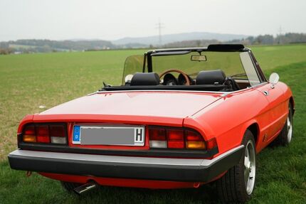 Alfa Romeo Spider 120.000 km 15.000 &euro; Bad Salzuflen 32105