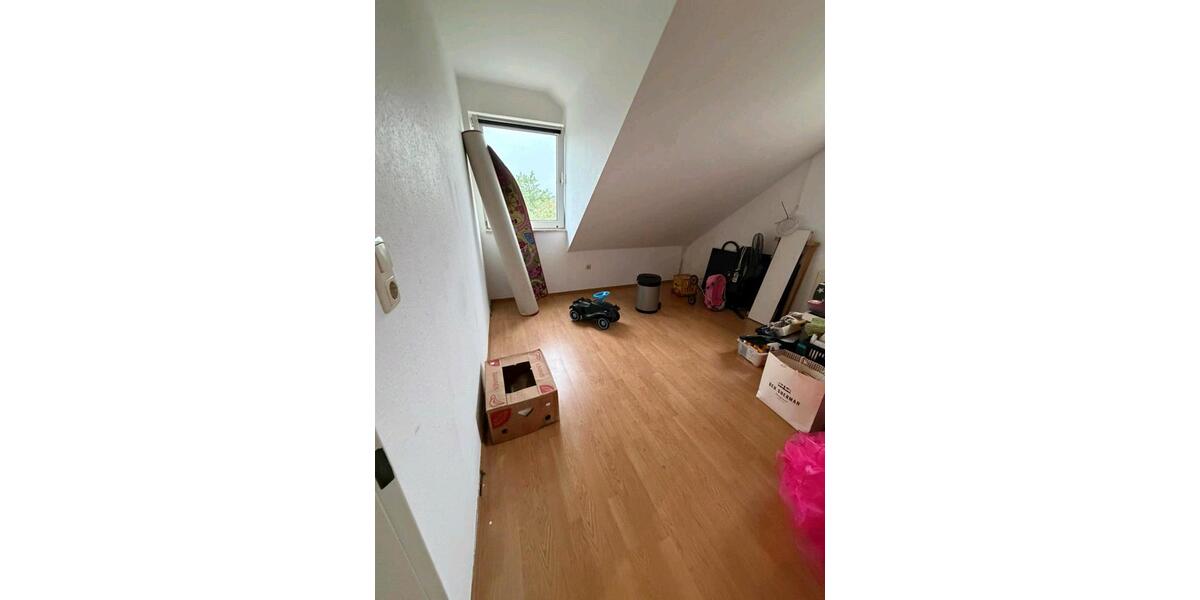 Dachgeschoßwohnung Minden Kuhlenkamp - 1 Zimmer, 70 m&sup2;, 420&euro; | Angebot:26566424