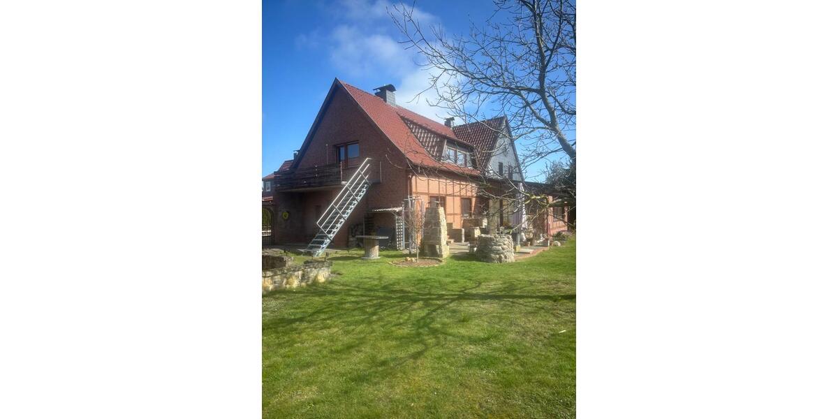 Einfamilienhaus Rehburg-Loccum Loccum - 8 Zimmer, 237 m&sup2;, 400.000&euro; | Angebot:26040511