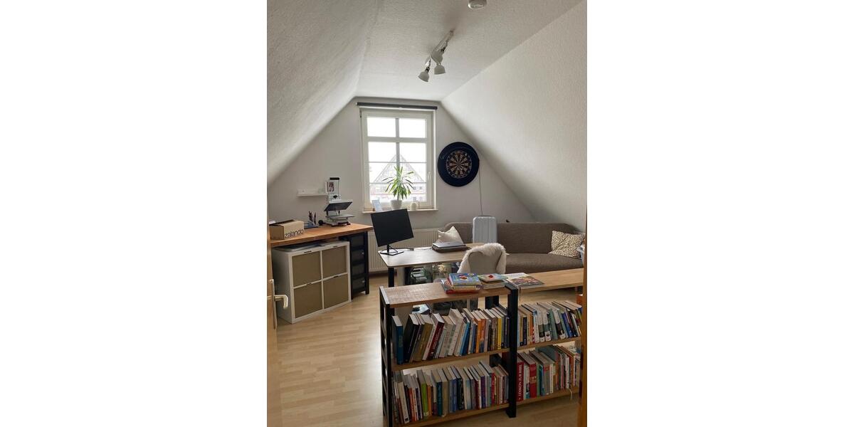 Dachgeschoßwohnung Lemgo - 3 Zimmer, 70 m&sup2;, 560&euro; | Angebot:25892914