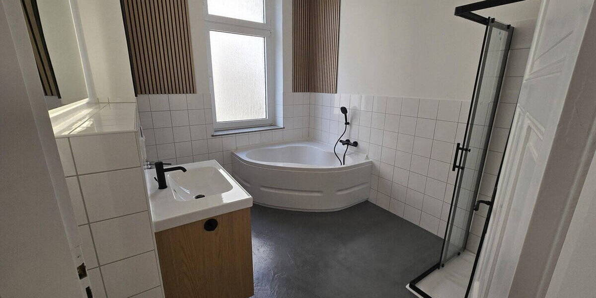 Etagenwohnung Bad Oeynhausen Innenstadt - 3 Zimmer, 80 m&sup2;, 815&euro; | Angebot:26199108