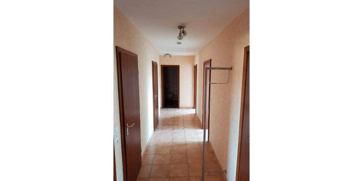 Etagenwohnung Bad Oeynhausen Rehme - 4 Zimmer, 95 m&sup2;, 790&euro; | Angebot:25884074