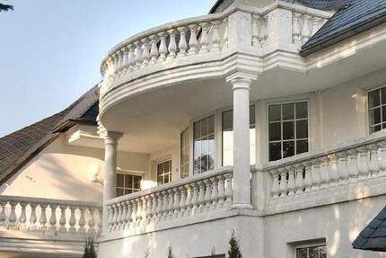 Wohnung Herford Innenstadt - 4 Zimmer, 150 m&sup2;, 1.200&euro; | Angebot:25998879