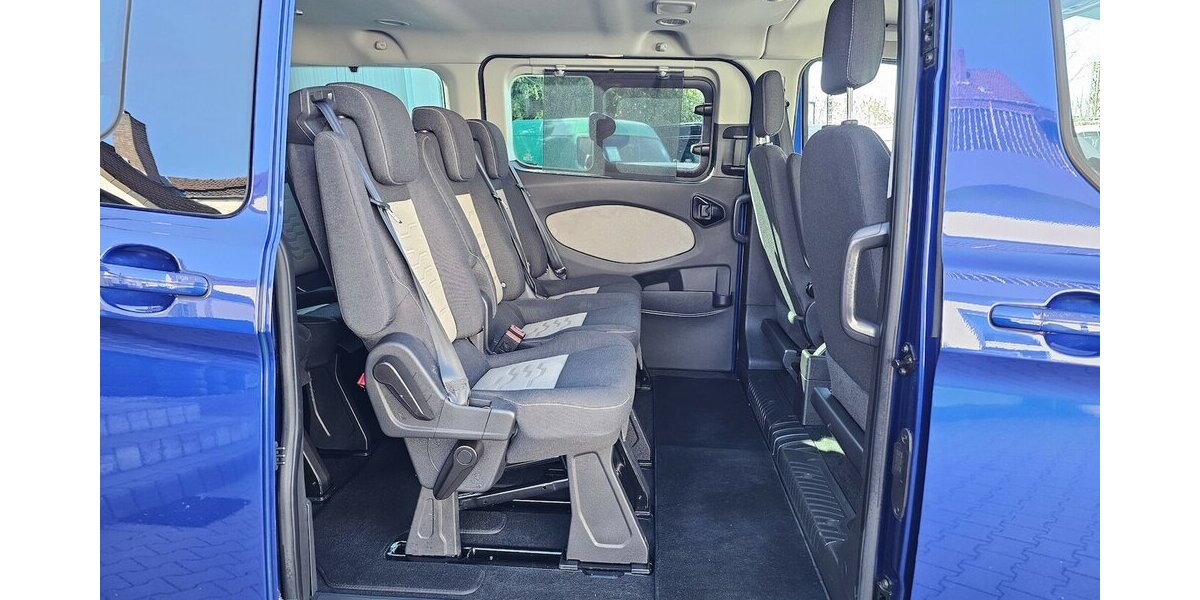 Ford Tourneo Custom 2.0 TDCI Titanium 8-Sitzer KAMERA 145.588 km 21.990 &euro; Löhne 32584