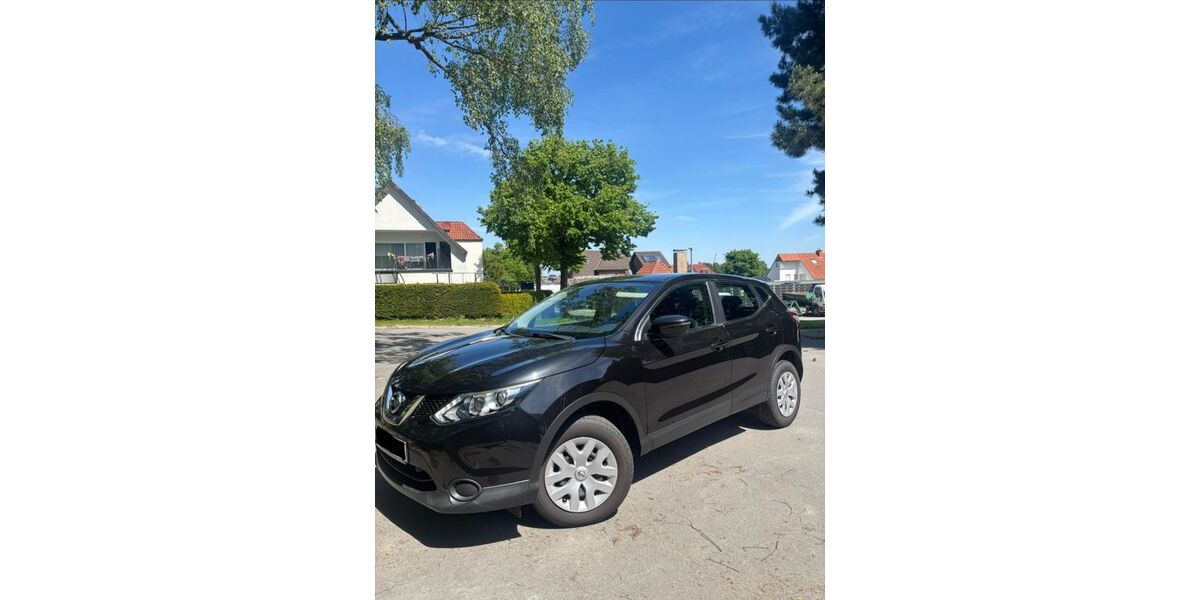 Nissan Qashqai 144.000 km 8.100 &euro; Hiddenhausen 32120