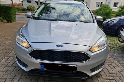 Ford Focus 123.500 km 6.900 &euro; Herford 32052