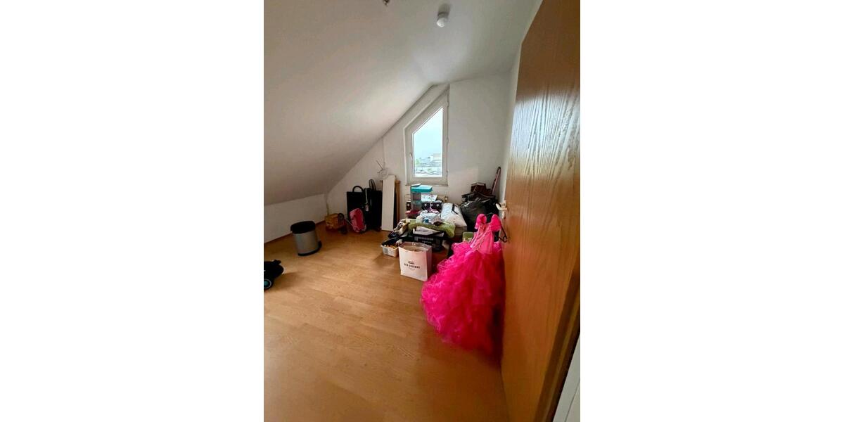 Dachgeschoßwohnung Minden Kuhlenkamp - 1 Zimmer, 70 m&sup2;, 420&euro; | Angebot:26566424