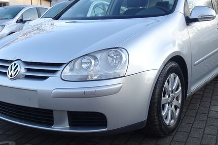 VW Golf 269.564 km 1.999 &euro; Löhne 32584