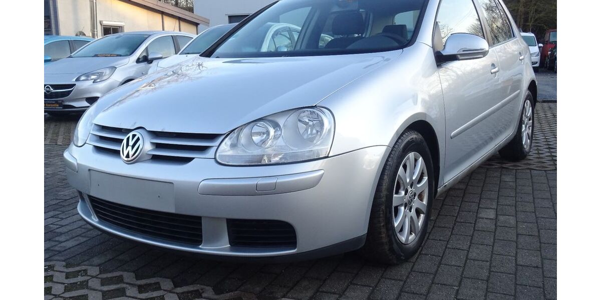 VW Golf 269.564 km 1.999 &euro; Löhne 32584